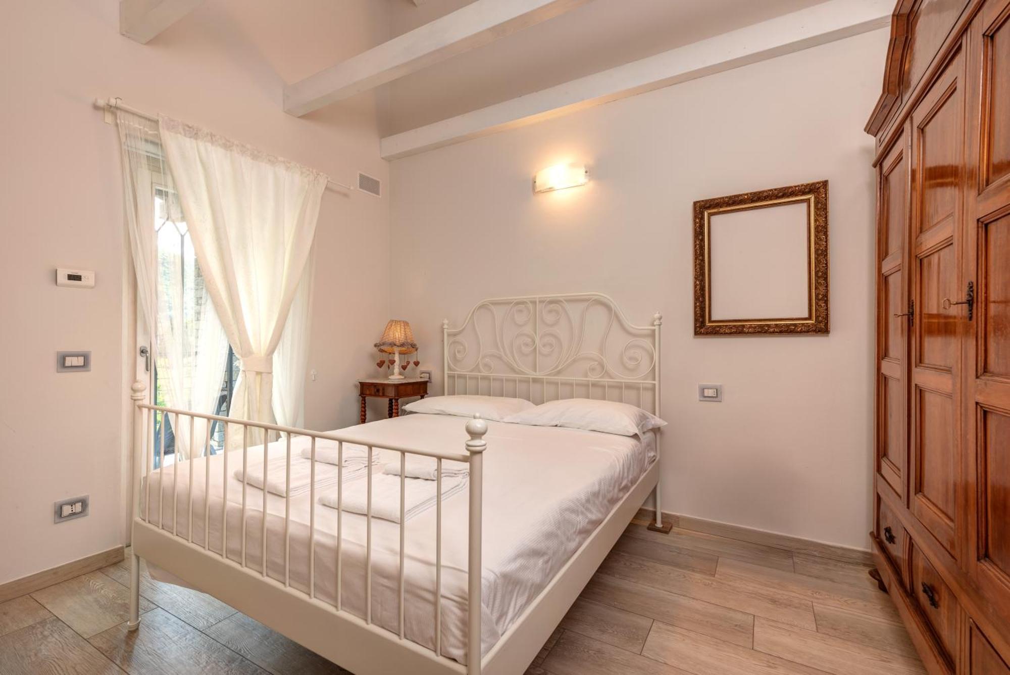 Villa La Corte With Amazing Pool And Garden Коліко Екстер'єр фото